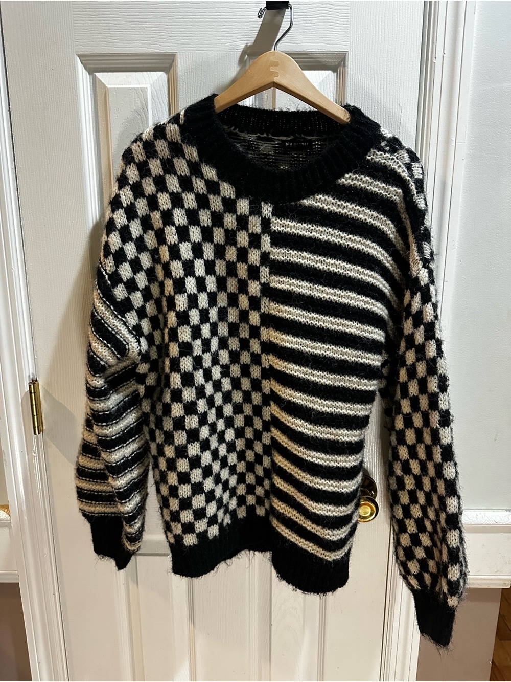 Blu Pepper Black & Cream Sweater Pullover Stripes Checks Small